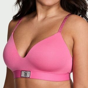 NWT Victoria's Secret Wireless Bra